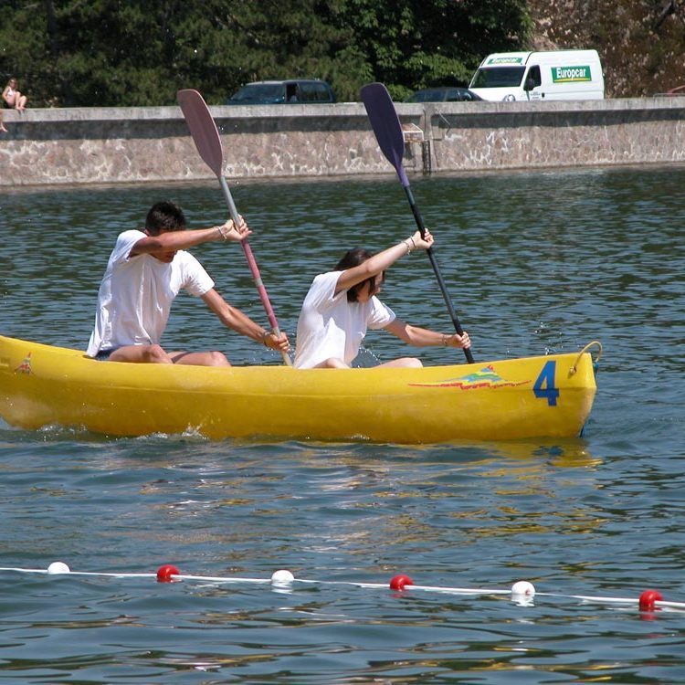 Canoë sur le lac de Pont
